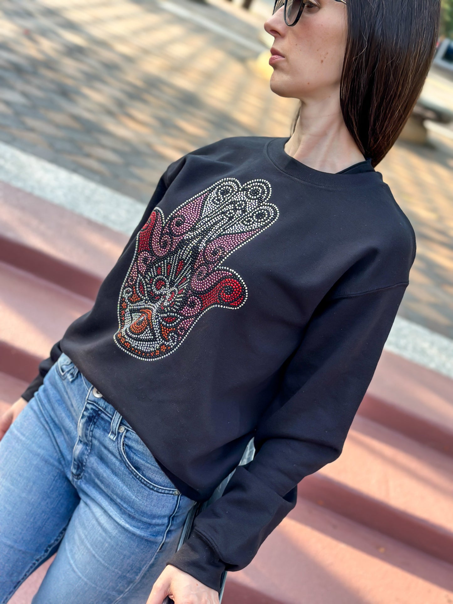 Sweatshirt, Crewneck Black, Pink/Orange Hamsa