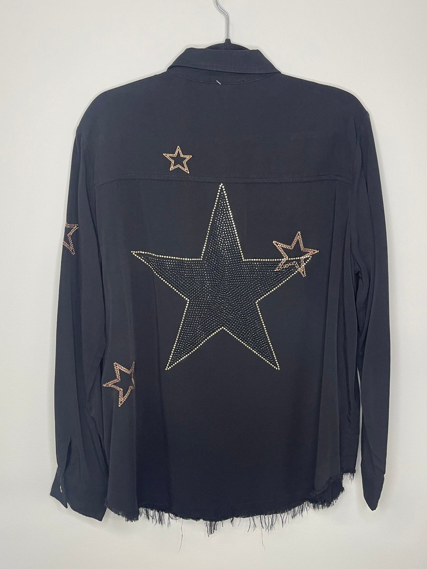 Shirt, Embroidered Star Black, Black/Gold Star