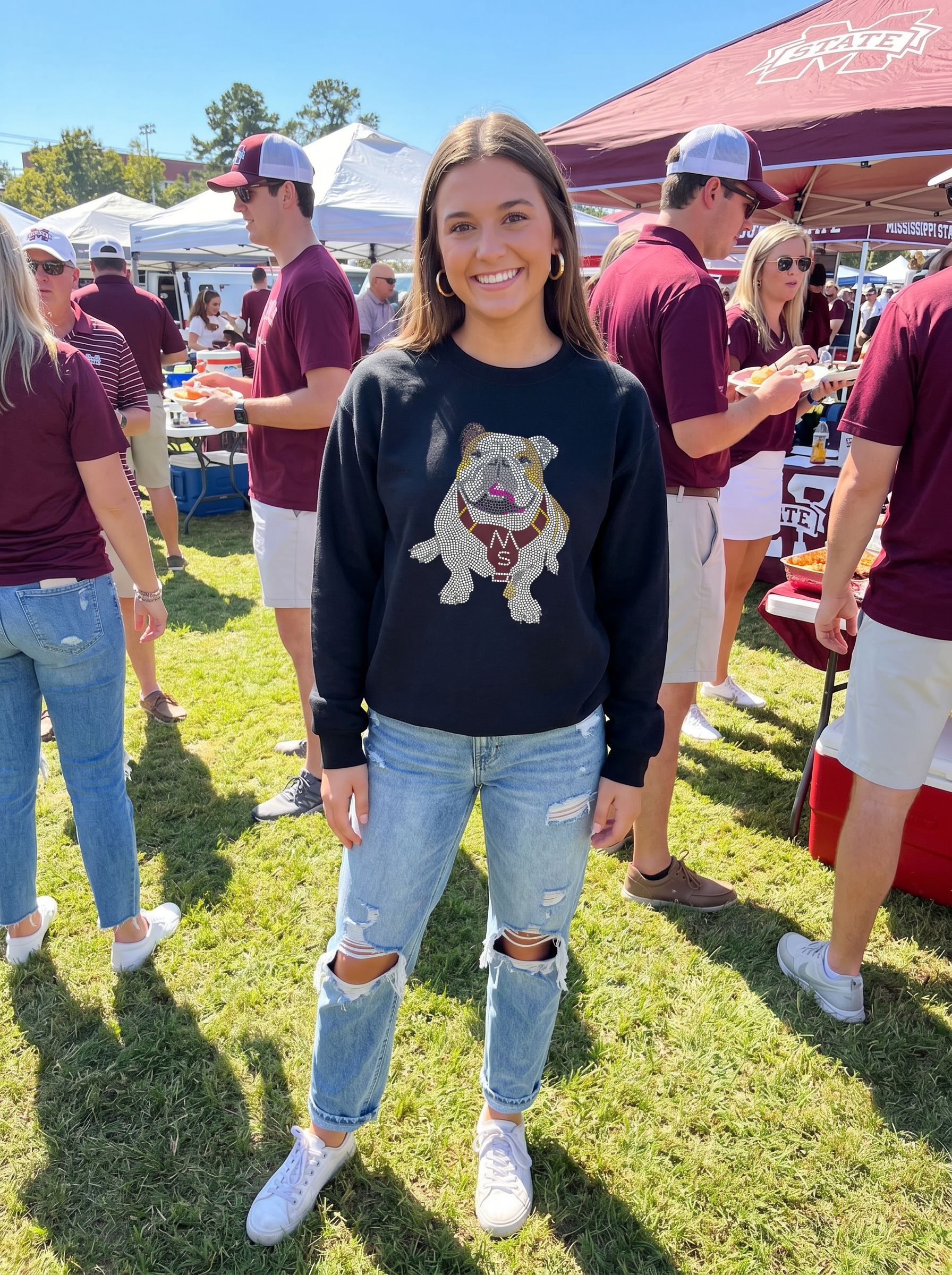 Mississippi State Bulldog Black Crewneck Sweatshirt